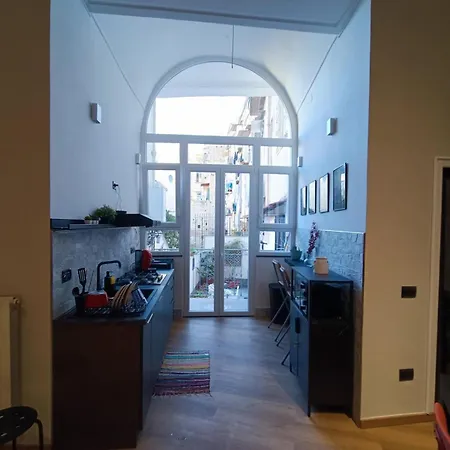 Un Posto A * Νάπολη