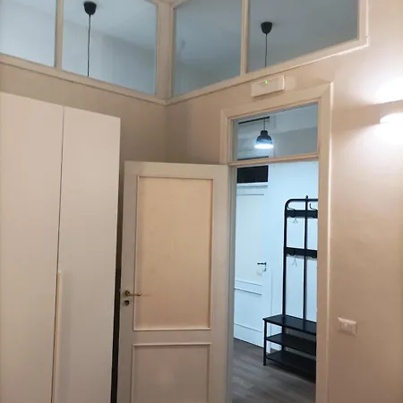 Un Posto A Apartman *