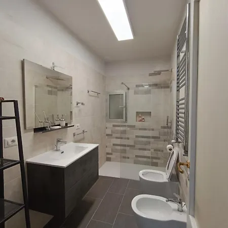 Apartment Un Posto A Neapel